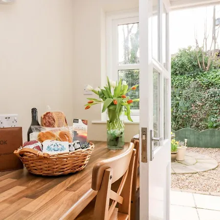 Speedwell Holiday home *